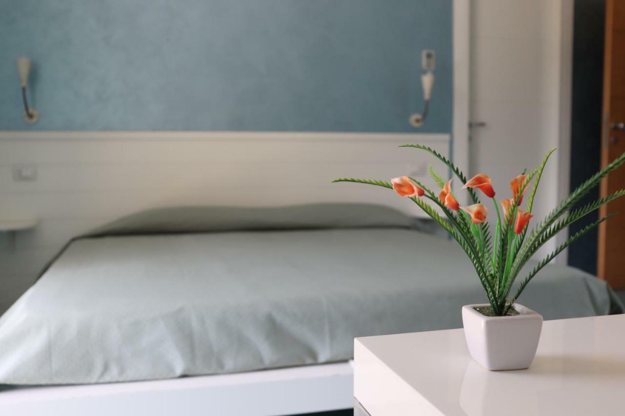 Bed and Breakfast Rock Garden Gaeta Exterior foto