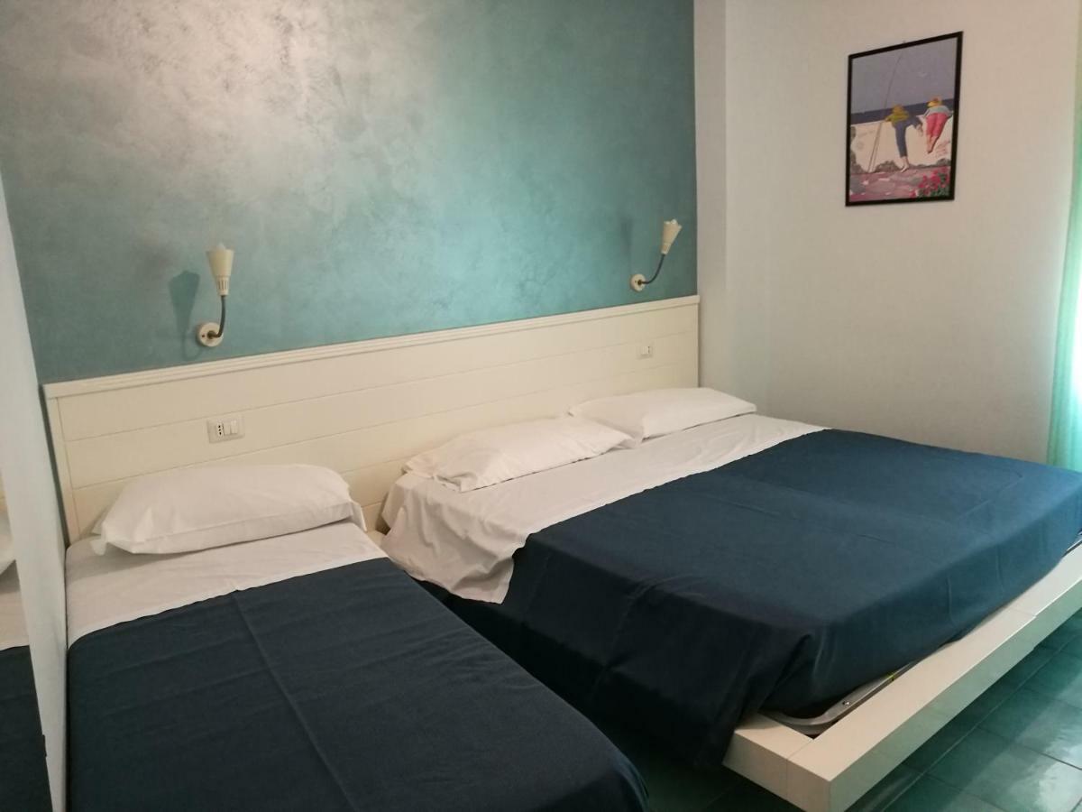 Bed and Breakfast Rock Garden Gaeta Exterior foto