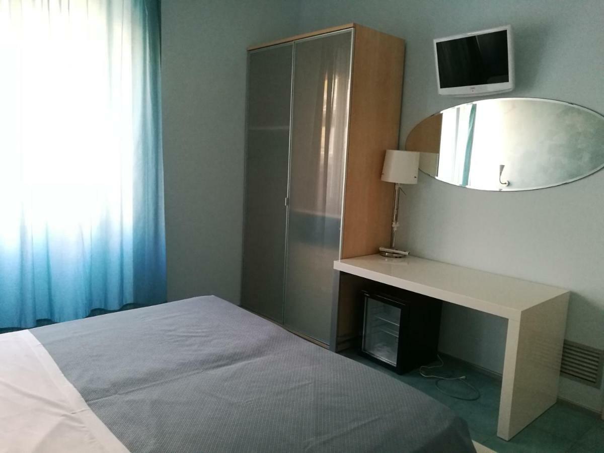 Bed and Breakfast Rock Garden Gaeta Exterior foto